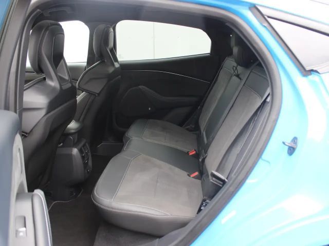 Ford Mustang Mach-E AWD GT