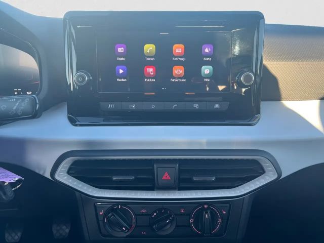 Seat Arona Reference