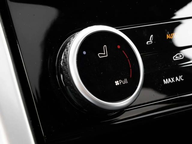 Land Rover Discovery Dynamic SE