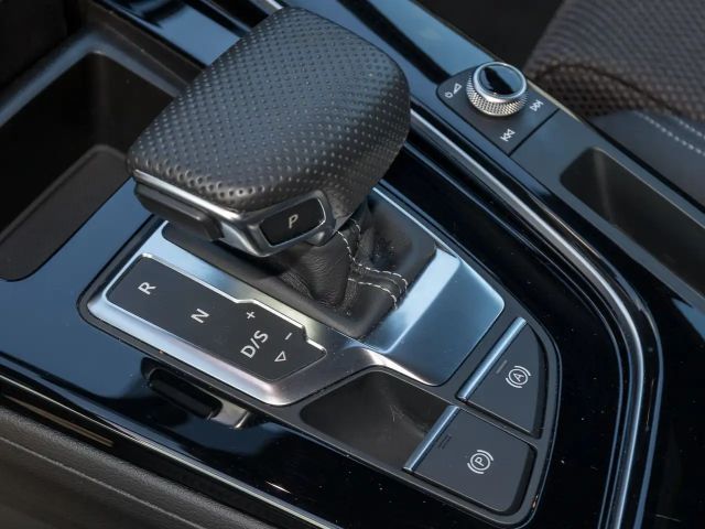 Audi A4 40 TFSI Quattro S-Line