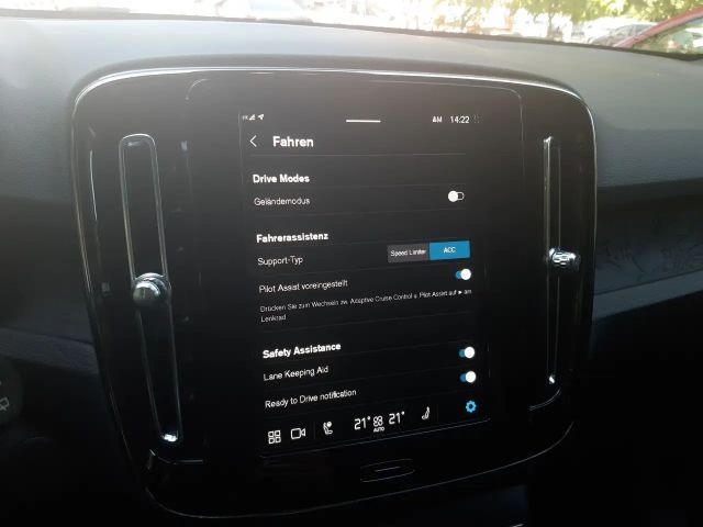 Volvo XC40 Plus Recharge