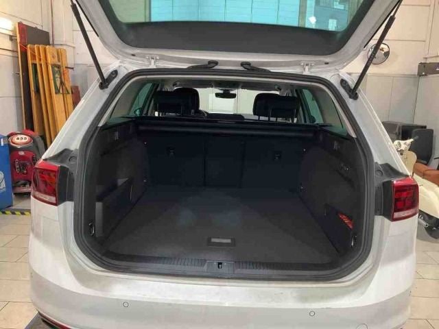 Volkswagen Passat 2.0 TDI Business DSG Variant