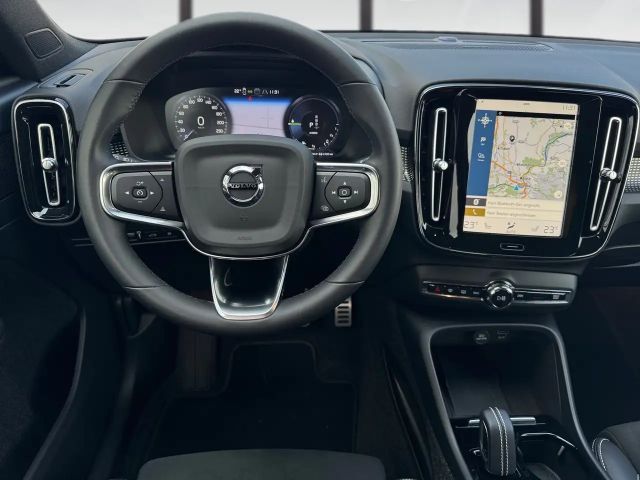 Volvo XC40 R-Design Recharge