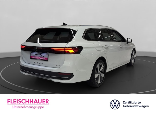 Volkswagen Passat 1.5 eTSI Business