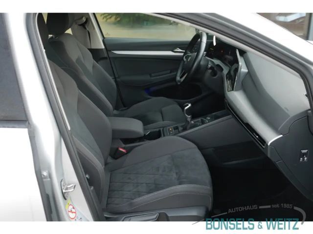Volkswagen Golf 2.0 TDI Golf VIII Life Variant