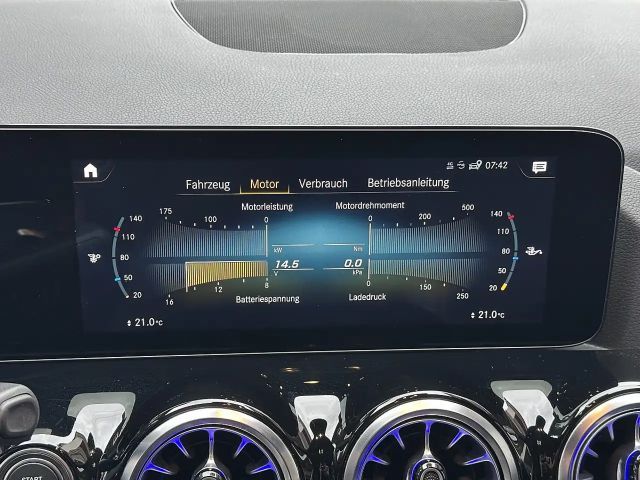 Mercedes-Benz GLA 220 AMG Line GLA 220 d