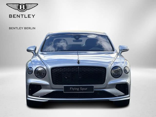 Bentley Flying Spur Hybrid V8