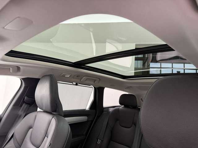 Volvo V90 AWD Dark Plus Recharge T6