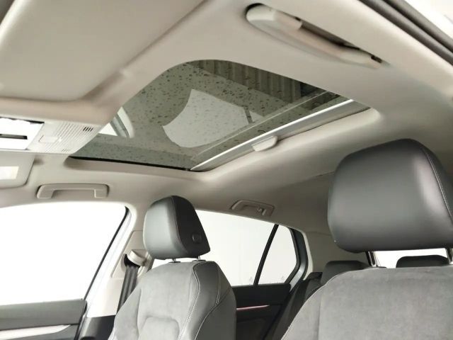 Volkswagen Golf DSG Life