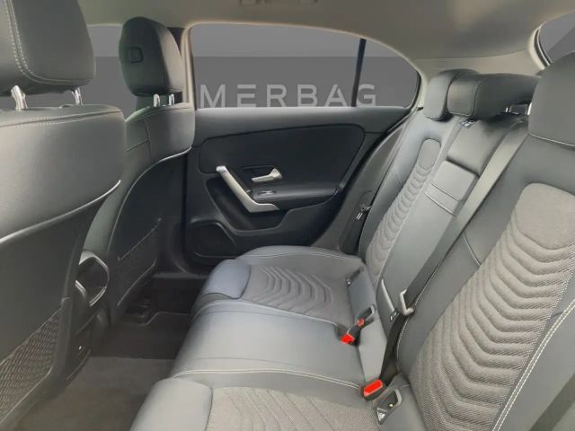 Mercedes-Benz A 180 Progressive