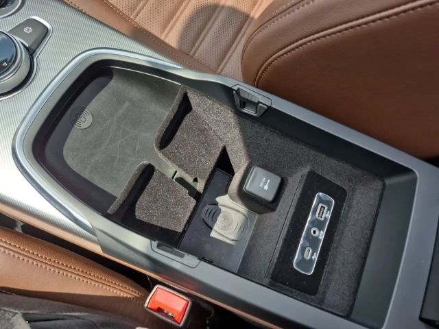 Alfa Romeo Stelvio Q4 Veloce