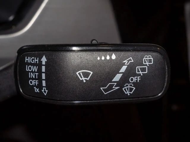 Volkswagen Touran 1.5 TSI Comfortline