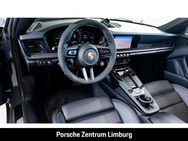 Porsche 992 Cabrio Carrera