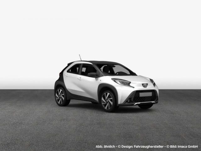 Toyota Aygo X Business Hatchback