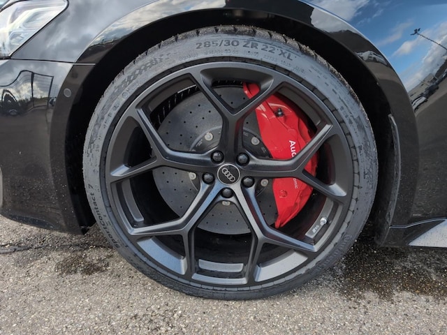 Audi A6 e-tron Avant Performance Quattro