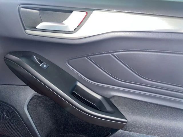 Ford Focus EcoBoost Titanium Wagon