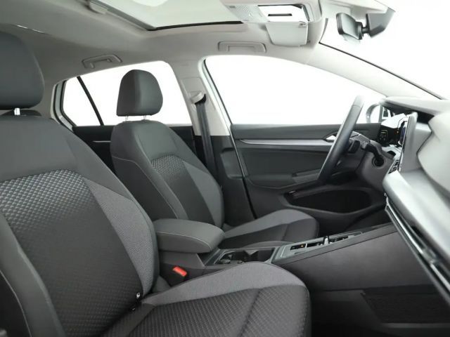 Volkswagen Golf 1.5 eTSI DSG Golf VIII