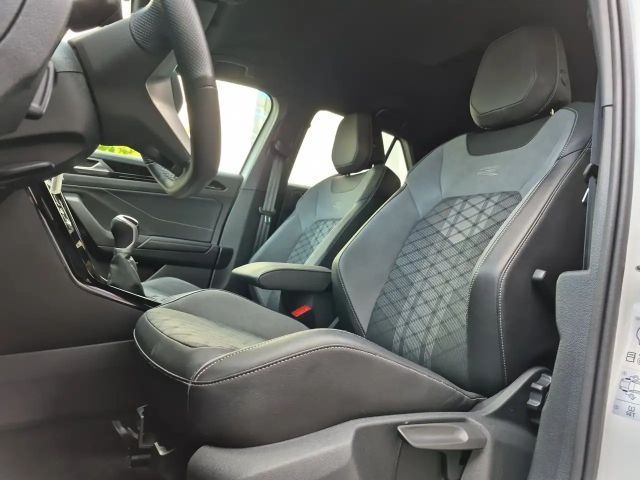 Volkswagen T-Roc R-Line Style