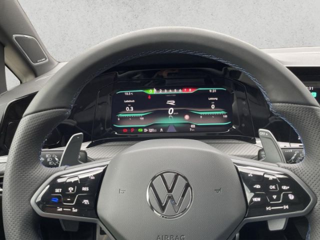 Volkswagen Golf 2.0 TSI DSG