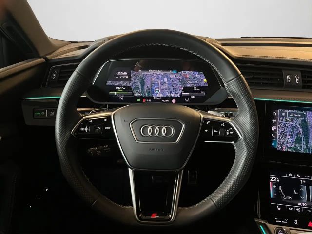 Audi Q8 e-tron 55 Quattro S-Line