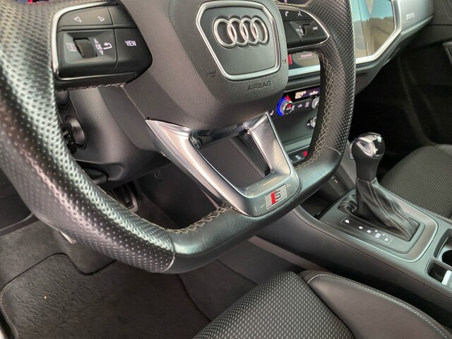 Audi Q3 35 TDI S-Tronic