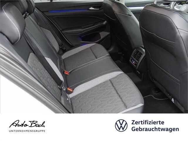 Volkswagen Golf 1.5 eTSI DSG Golf VIII