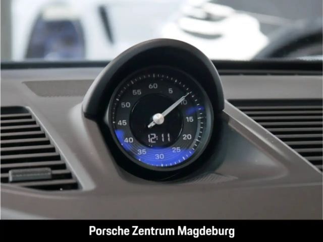 Porsche 992 Cabrio Carrera GTS