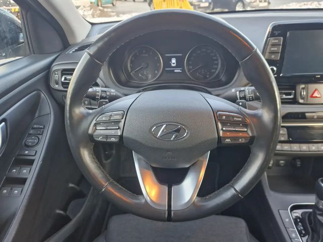 Hyundai i30 i301,5T-Aut. FASTBACK Keyless Full-Kamera-