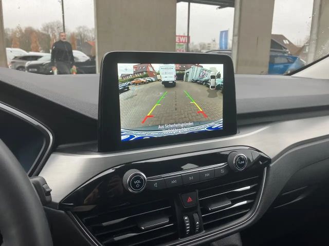 Ford Kuga Ganzjahresreifen + Winter-Paket