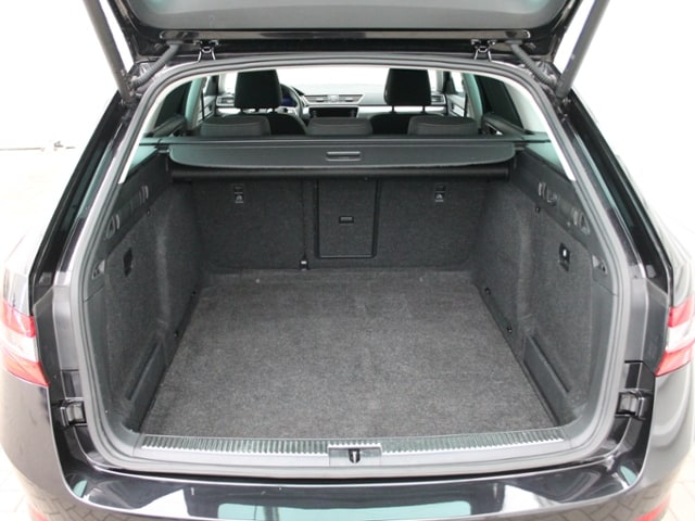 Skoda Superb 2.0 TDI Combi