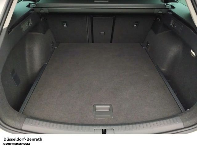 Seat Leon 1.5 eTSI DSG Sportstourer Style