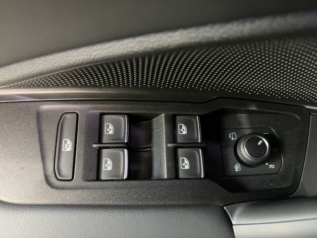 Volkswagen Tiguan 4Motion DSG R-Line