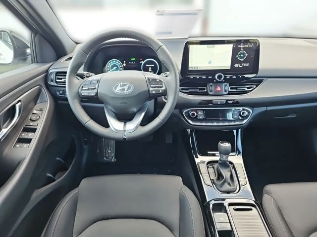 Hyundai i30 Advantage Hybrid T-GDi