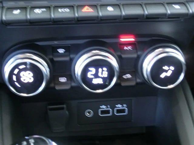 Mitsubishi Colt Intense