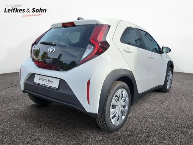 Toyota Aygo X Hatchback Play X-play