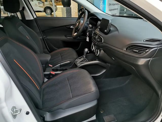 Fiat Tipo Hybrid 130 eDCT7 Garmin