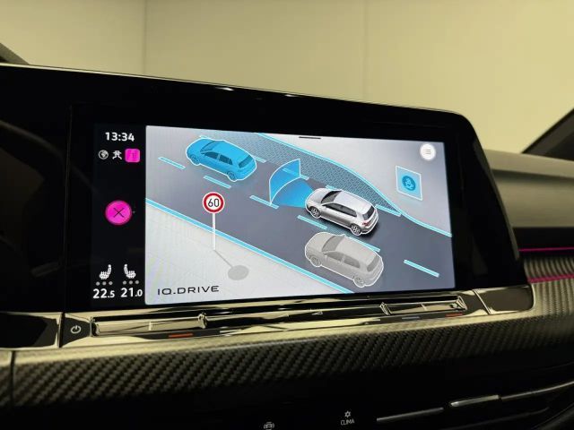 Volkswagen Golf 2.0 TSI DSG Golf VIII