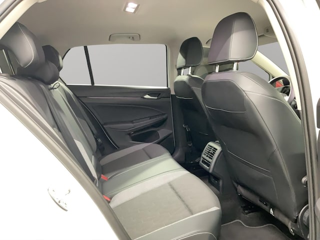 Volkswagen Golf 1.5 TSI Golf VIII