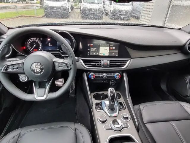 Alfa Romeo Giulia Q4 TI Turbo