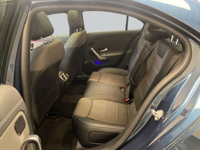 Mercedes-Benz A 35 AMG AMG Line