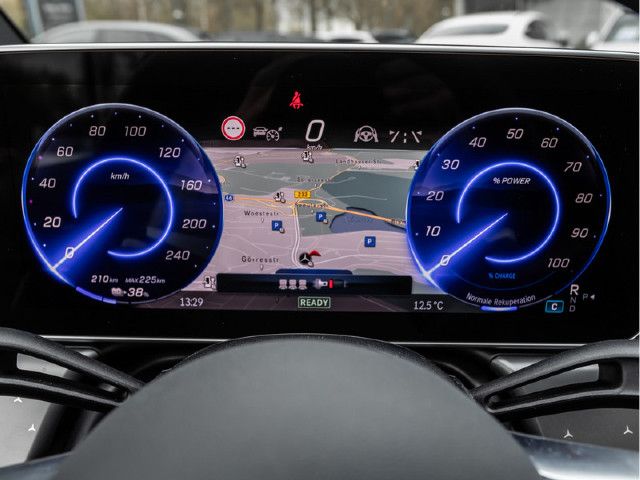 Mercedes-Benz EQE 300 Sedan