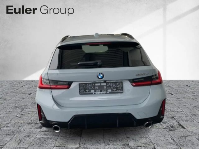 BMW 320 320d M-Sport Touring