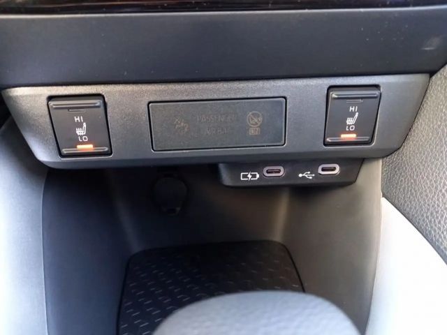 Toyota Yaris Business Hybride