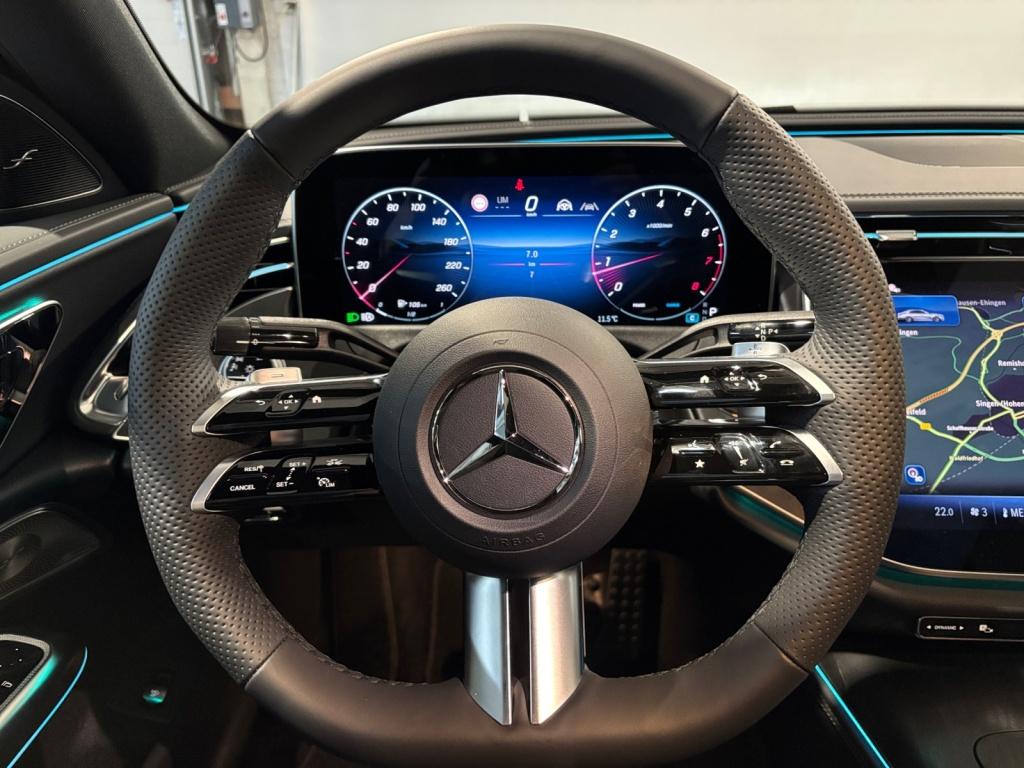 Mercedes-Benz E 200 4MATIC AMG Line Sedan