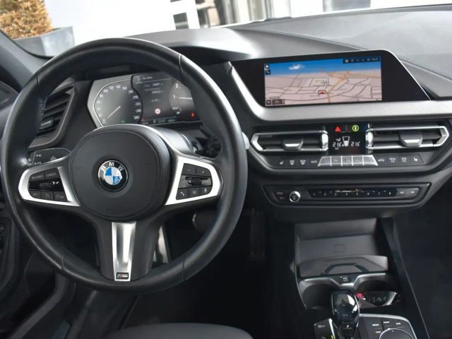 BMW 118 118i M-Sport Sedan