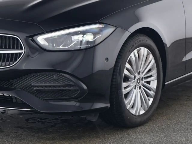 Mercedes-Benz C 180 AVANTGARDE Sedan