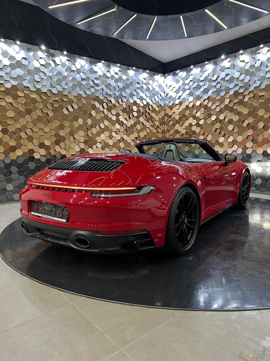 Porsche 911 4 992 Cabriolet Carrera GTS