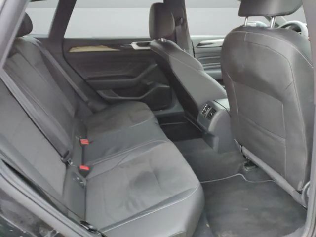 Volkswagen Arteon 2.0 TSI R-Line