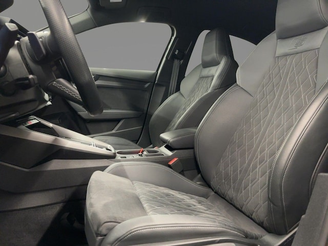 Audi A3 35 TFSI S-Line S-Tronic Sedan