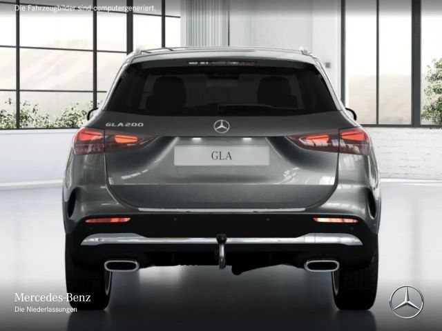 Mercedes-Benz GLA 200 AMG Line